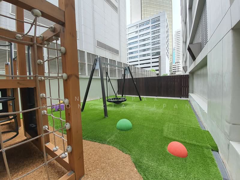 Chodtayakorn, Bangkok, Soi Sukhumvit 23, Khlongtoei Nua, Watthana, Bangkok, 4 Bedrooms, 270 sqm, Apartment For Rent, by Nanyapak Khongkiattipan, 500249585 - DDproperty.com