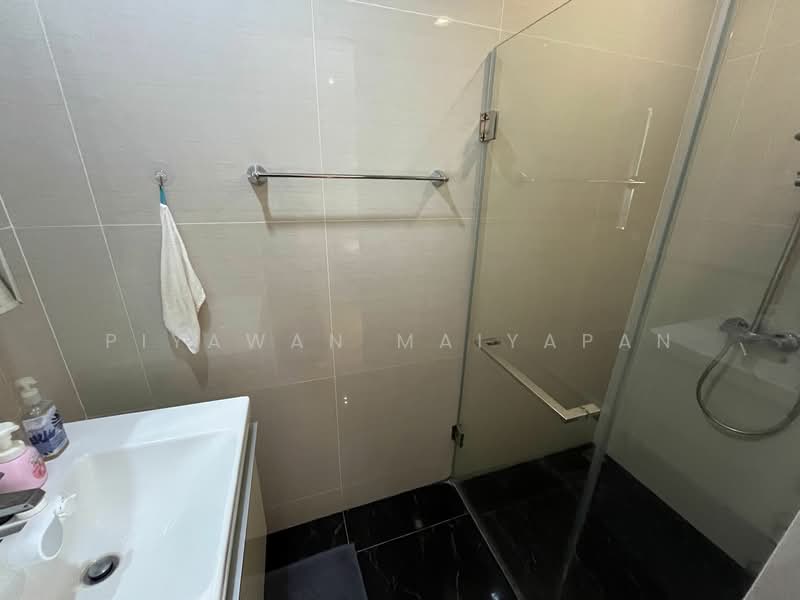 Park Origin Phrom Phong (Park 24), Bangkok, 68 Soi Sukhumvit 24, Khong Tan, Khlong Toei, Bangkok, 1 Bedroom, 32 sqm, Condo For Rent, by Piyawan Maiyapan, 500249586 - DDproperty.com