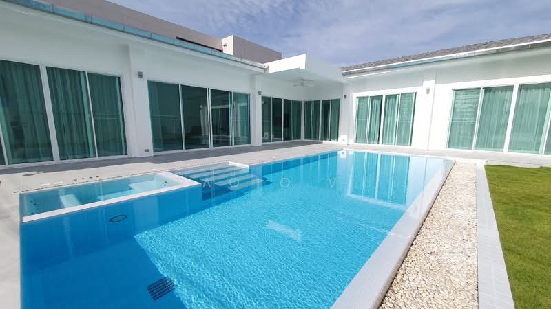 Luxury New Pool Villa, Quiet Location Just Minutes from Nai Harn Beach, Phuket, Rawai, Muang Phuket, Phuket, 3 Bedrooms, 330 sqm, Single Detached House For Rent, by Paolo V., 500249623 - DDproperty.com