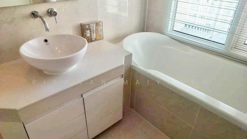 Baan Siri 24, Bangkok, 39 Sukhumvit 24 Alley, Khong Tan, Khlong Toei, Bangkok, 2 Bedrooms, 93 sqm, Condo For Rent, by Piyawan Maiyapan, 500249625 - DDproperty.com