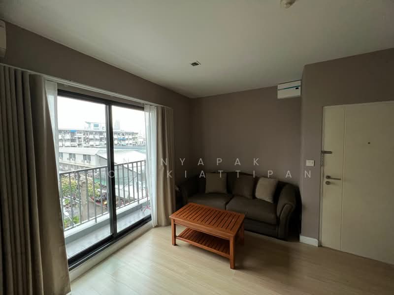 The Seed Mingle Sathorn-Suanplu, Bangkok, 389 Soi Sathon 3, Thung Maha Mek, Sathon, Bangkok, 1 Bedroom, 39 sqm, Condo For Rent, by Nanyapak Khongkiattipan, 500249630 - DDproperty.com