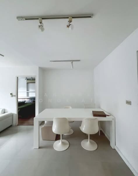 Condo One Thonglor Station, Bangkok, Soi Sukhumvit 40, Phra Kanong, Khlong Toei, Bangkok, 1 Bedroom, 50 sqm, Condo For Rent, by Nanyapak Khongkiattipan, 500249640 - DDproperty.com