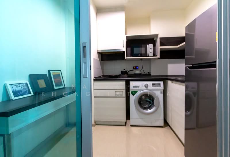 Life Ratchadapisek, Bangkok, 279 Ratchadapisaek Road, Huai Khwang, Huai Khwang, Bangkok, 2 Bedrooms, 47 sqm, Condo For Rent, by Nanyapak Khongkiattipan, 500249646 - DDproperty.com