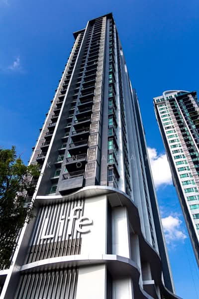 Life Ratchadapisek, Bangkok, 279 Ratchadapisaek Road, Huai Khwang, Huai Khwang, Bangkok, 2 Bedrooms, 47 sqm, Condo For Rent, by Nanyapak Khongkiattipan, 500249646 - DDproperty.com
