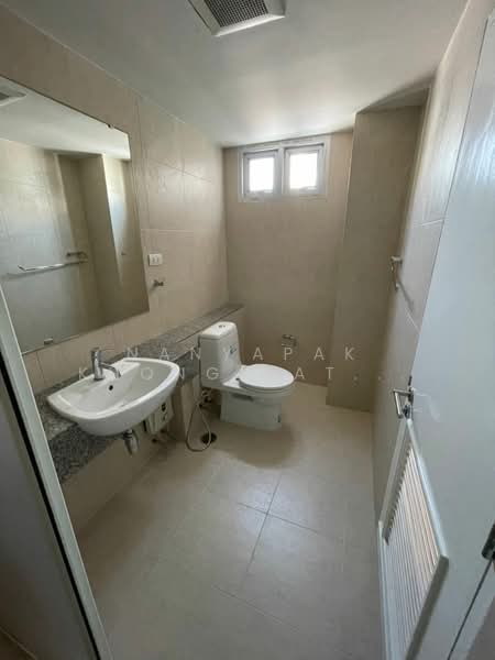 The Clover Thonglor Residence, Bangkok, Soi Sukhumvit 55, Khlong Tan Nua, Watthana, Bangkok, 2 Bedrooms, 73 sqm, Condo For Rent, by Nanyapak Khongkiattipan, 500249653 - DDproperty.com