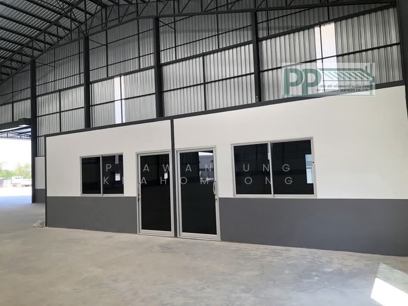 CODE:PP1-W1135-0426 ขายที่ดินพร้อมสิ่งปลูกสร้าง เนื้อที่ดิน 3-2-30 ไร่ พื้นที่ใช้สอยโรงงาน 1,900ตรม, ชลบุรี, หนองบอนแดง, บ้านบึง, ชลบุรี, 1,900 ตร.ม., โกดัง-โรงงาน ขาย, โดย PRAWANRUNG KRAHOMWONG, 500249671 - DDproperty.com