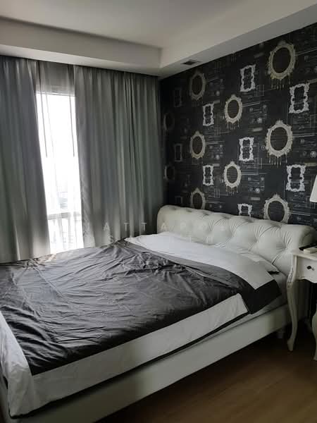 Thru Thonglor, Bangkok, Petchaburi Road, Bang Kapi, Huai Khwang, Bangkok, 1 Bedroom, 36 sqm, Condo For Rent, by Nattapol Jedsadathitikul, 500249682 - DDproperty.com