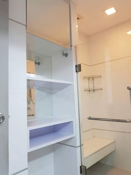 Thru Thonglor, Bangkok, Petchaburi Road, Bang Kapi, Huai Khwang, Bangkok, 1 Bedroom, 36 sqm, Condo For Rent, by Nattapol Jedsadathitikul, 500249682 - DDproperty.com