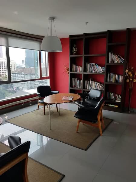 Thru Thonglor, Bangkok, Petchaburi Road, Bang Kapi, Huai Khwang, Bangkok, 1 Bedroom, 36 sqm, Condo For Rent, by Nattapol Jedsadathitikul, 500249682 - DDproperty.com