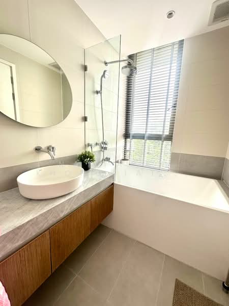 Holme Ekkamai 22, Bangkok, 68 100 Nuan Noi Alley, Khlong Tan Nua, Watthana, Bangkok, 2 Bedrooms, 79 sqm, Condo For Rent, by Nanyapak Khongkiattipan, 500249688 - DDproperty.com