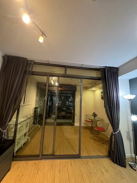 Siamese Surawong, Bangkok, Sap Road, Si Phraya, Bang Rak, Bangkok, 1 Bedroom, 47 sqm, Condo For Rent, by Nanyapak Khongkiattipan, 500249711 - DDproperty.com