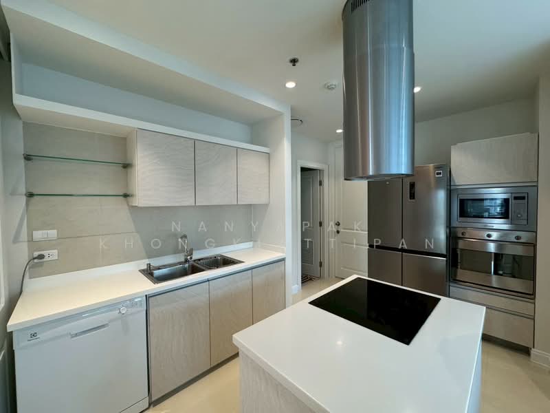 Athenee Residence, Bangkok, 65 Witthayu Road, Lumphini, Pathum Wan, Bangkok, 3 Bedrooms, 189 sqm, Condo For Rent, by Nanyapak Khongkiattipan, 500249716 - DDproperty.com