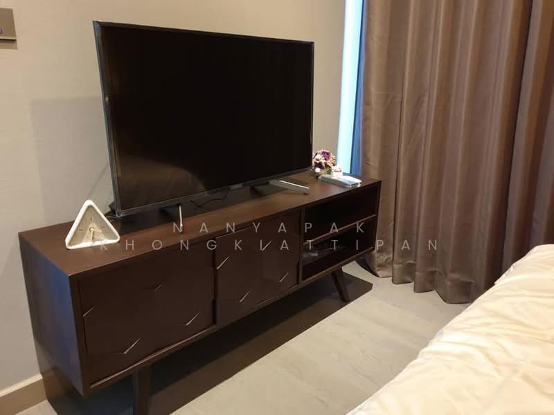 The Esse at Singha Complex, Bangkok, 1788 New Petchaburi Rd, Khlongtoei Nua, Watthana, Bangkok, 1 Bedroom, 49 sqm, Condo For Rent, by Nanyapak Khongkiattipan, 500249744 - DDproperty.com