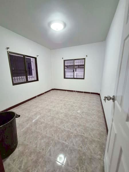 For Sale Single-Story House (2 Houses on One Plot) 52.7 sq.w., Pa Tan, Mueang, Chiang Mai, Chiang Mai, Pa Tun, Muang Chiang Mai, Chiang Mai, 2 Bedrooms, 1 sqm, Semi-Detached House (Twin House) For Sale, by Rattawit Chaocharoensiri, 500249746 - DDproperty.com