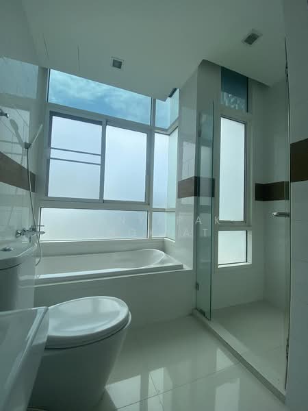 IDEO Verve Sukhumvit, Bangkok, 2077 Sukhumvit Road, Phra Kanong Nua, Watthana, Bangkok, 2 Bedrooms, 58 sqm, Condo For Rent, by Nanyapak Khongkiattipan, 500249752 - DDproperty.com