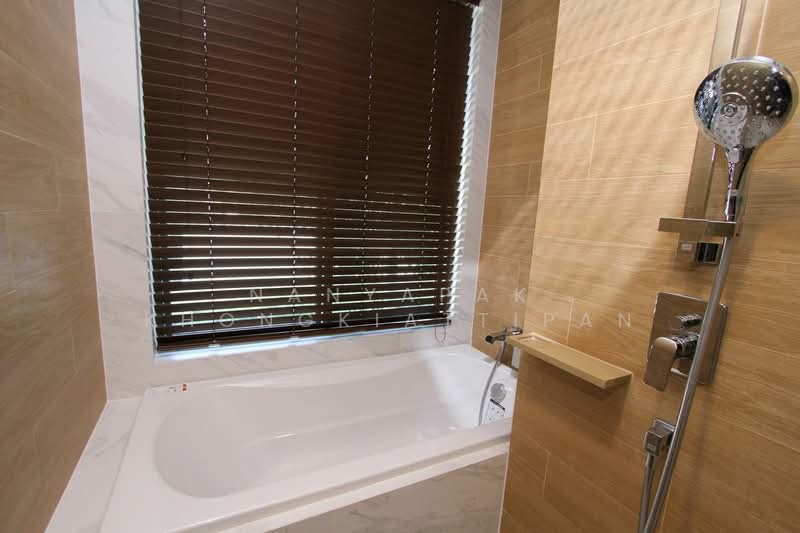 Taka Haus, Bangkok, 99 Soi Ekamai 10, Khlong Tan Nua, Watthana, Bangkok, 2 Bedrooms, 68 sqm, Condo For Rent, by Nanyapak Khongkiattipan, 500249781 - DDproperty.com