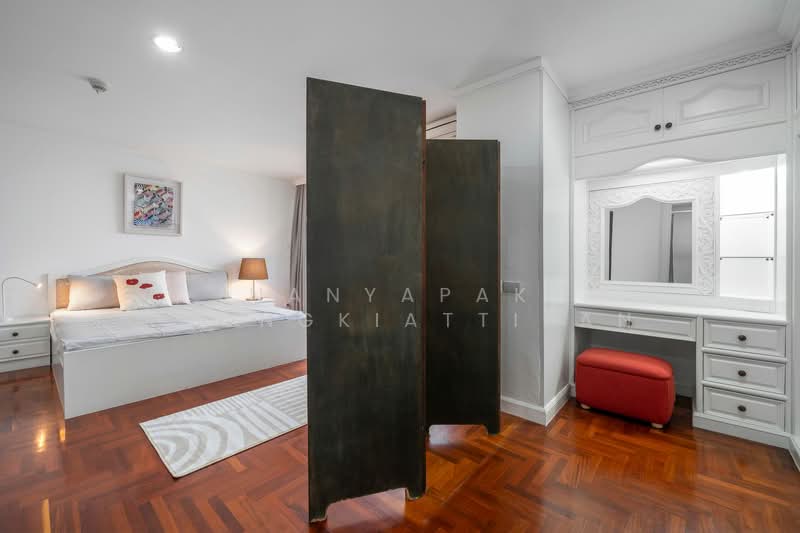 Supalai Place Sukhumvit 39, Bangkok, 175-179 Soi Sukhumvit 39 Sukhumvit Road, Khlong Tan Nua, Watthana, Bangkok, 2 Bedrooms, 138 sqm, Condo For Rent, by Nanyapak Khongkiattipan, 500249783 - DDproperty.com