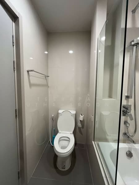 Oka Haus Sukhumvit 36, Bangkok, 3399 Rama 4 Road, Khong Tan, Khlong Toei, Bangkok, 1 Bedroom, 35 sqm, Condo For Rent, by Teerapat Utha-aroon, 500249789 - DDproperty.com