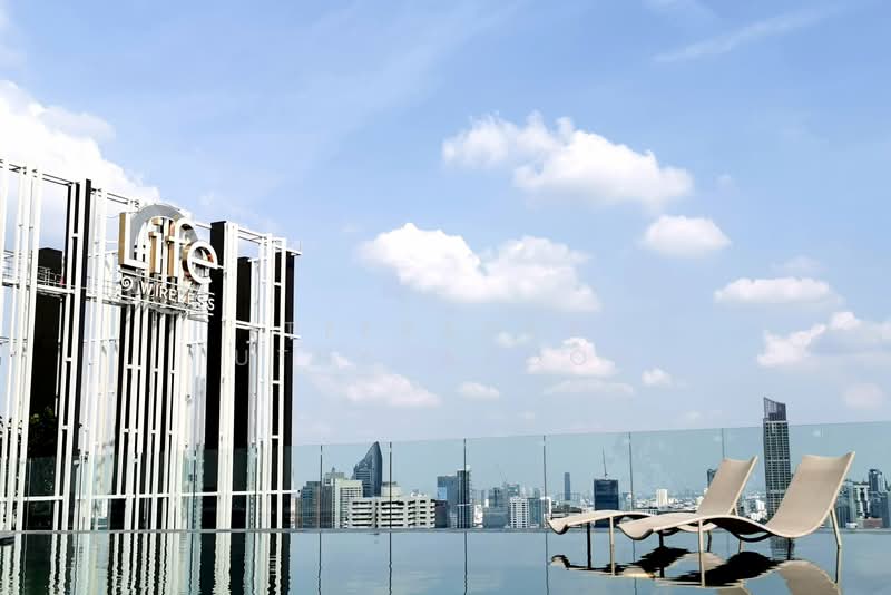 Life One Wireless, Bangkok, 1 Wireless Road, Lumphini, Pathum Wan, Bangkok, Studio, 28 sqm, Condo For Sale, by Teerapat Utha-aroon, 500249804 - DDproperty.com