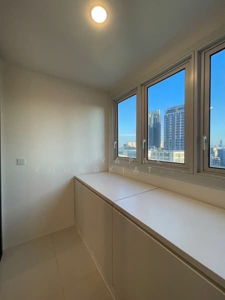 XT Huaikhwang, Bangkok, 244 Ratchadaphisek Road, Huai Khwang, Huai Khwang, Bangkok, 1 Bedroom, 35 sqm, Condo For Sale, by Nanyapak Khongkiattipan, 500249828 - DDproperty.com