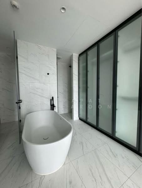 Tait Sathorn 12, Bangkok, Soi Sathorn 12, Sathorn Road, Silom, Bang Rak, Bangkok, 1 Bedroom, 67 sqm, Condo For Sale, by Teerapat Utha-aroon, 500249847 - DDproperty.com