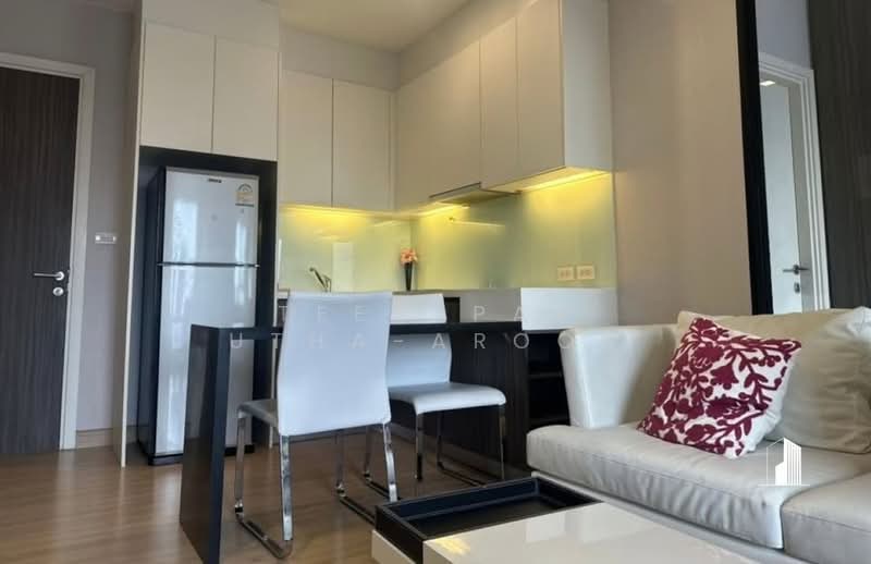 Urbano Absolute Sathon-Taksin, Bangkok, 345 Charoen Nakhon 14/2 Alley, Khlong Ton Sai, Khlong San, Bangkok, 1 Bedroom, 37 sqm, Condo For Sale, by Teerapat Utha-aroon, 500249865 - DDproperty.com