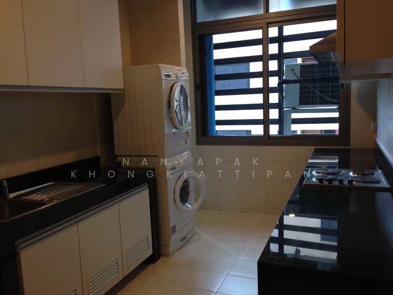 S59 Executive Apartment, Bangkok, Soi Sukhumvit 59, Khlong Tan Nua, Watthana, Bangkok, 3 Bedrooms, 240 sqm, Apartment For Rent, by Nanyapak Khongkiattipan, 500249880 - DDproperty.com