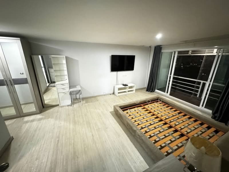 Le Cosi Ekamai 28, Bangkok, Sukhumvit, Khlong Tan Nua, Watthana, Bangkok, 3 Bedrooms, 144 sqm, Condo For Rent, by Teerapat Utha-aroon, 500249912 - DDproperty.com