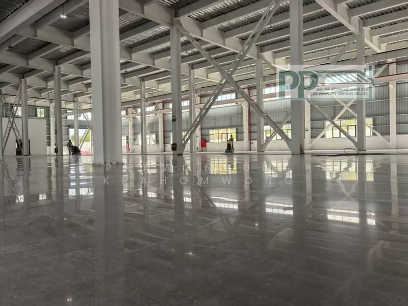 CODE:PP1-W1134-0426 ให้เช่าโรงงาน/คลังสินค้า พื้นที่รวม 24,078 ตารางเมตร ใกล้ Amata Rayong ผังม่วงลา, ระยอง, ปลวกแดง, ปลวกแดง, ระยอง, 3,272 ตร.ม., โกดัง-โรงงาน ให้เช่า, โดย PRAWANRUNG KRAHOMWONG, 500249951 - DDproperty.com