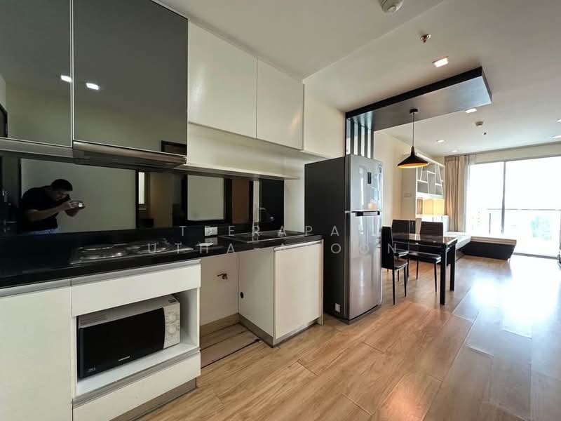 Sky Walk Residences, Bangkok, 1599 Sukhumvit Road, Phra Kanong Nua, Watthana, Bangkok, 2 Bedrooms, 60 sqm, Condo For Rent, by Teerapat Utha-aroon, 500249973 - DDproperty.com