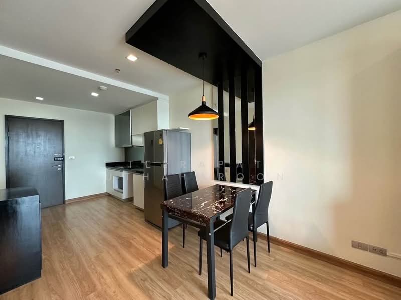 Sky Walk Residences, Bangkok, 1599 Sukhumvit Road, Phra Kanong Nua, Watthana, Bangkok, 2 Bedrooms, 60 sqm, Condo For Rent, by Teerapat Utha-aroon, 500249973 - DDproperty.com