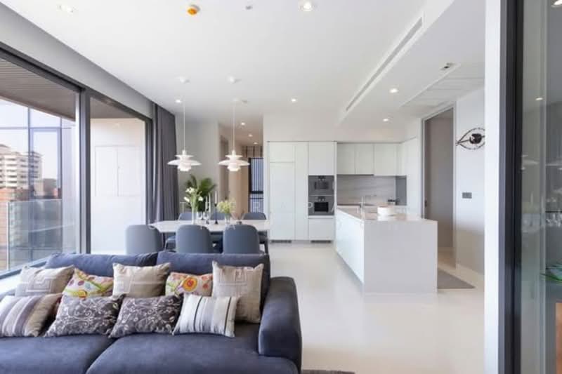 Vittorio 39, Bangkok, 8 Sukhumvit, Khlong Tan Nua, Watthana, Bangkok, 2 Bedrooms, 137 sqm, Condo For Rent, by Teerapat Utha-aroon, 500249977 - DDproperty.com