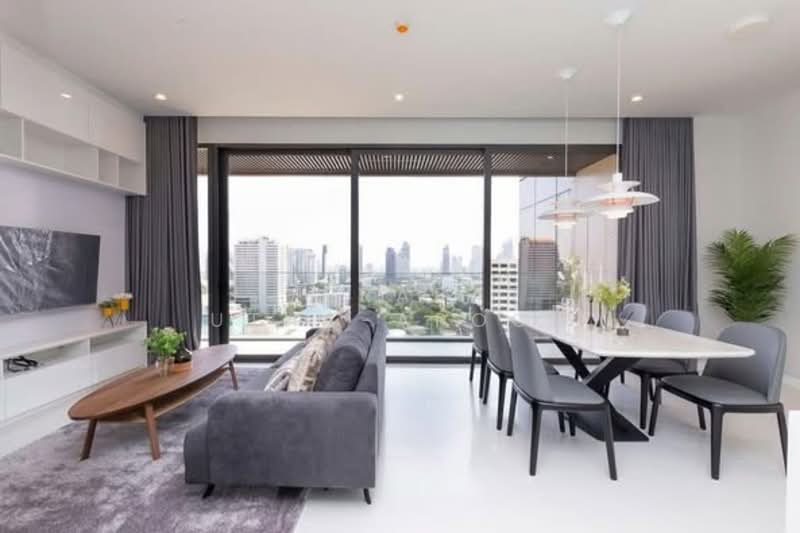 Vittorio 39, Bangkok, 8 Sukhumvit, Khlong Tan Nua, Watthana, Bangkok, 2 Bedrooms, 137 sqm, Condo For Rent, by Teerapat Utha-aroon, 500249977 - DDproperty.com