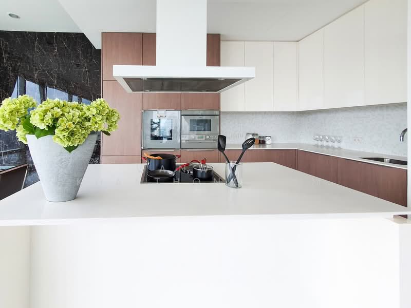 185 Rajadamri, Bangkok, 185 Rajadamri Road, Lumphini, Pathum Wan, Bangkok, 2 Bedrooms, 174 sqm, Condo For Rent, by Wanwisa Khanthongkham, 500250017 - DDproperty.com