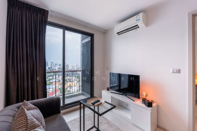 Rhythm Sukhumvit 42, Bangkok, Soi Sukhumvit 42, Sukhumvit Road, Phra Kanong, Khlong Toei, Bangkok, 1 Bedroom, 35 sqm, Condo For Rent, by Wanwisa Khanthongkham, 500250028 - DDproperty.com