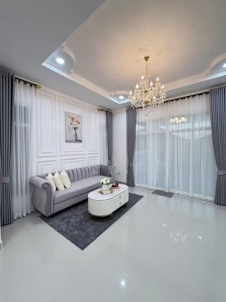 หมู่บ้าน โชคชัย8, ชลบุรี, หนองปรือ, บางละมุง, ชลบุรี, 160 ตร.ม., บ้านเดี่ยว ขาย, โดย รัชชานนท์ พรมอินทร์, 500250040 - DDproperty.com