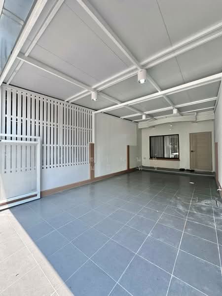 หมู่บ้านปาร์ควิลเลจ, Chon Buri (Pattaya), Nong Pla Lai, Bang Lamung (Pattaya), Chon Buri (Pattaya), 2 Bedrooms, 80 sqm, Townhouse For Sale, by Ratchanon Promin, 500250063 - DDproperty.com