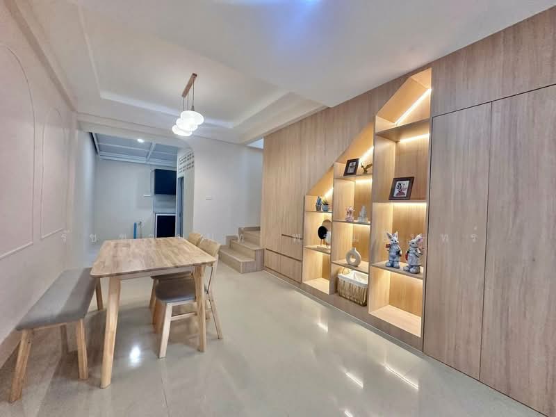 หมู่บ้านปาร์ควิลเลจ, Chon Buri (Pattaya), Nong Pla Lai, Bang Lamung (Pattaya), Chon Buri (Pattaya), 2 Bedrooms, 80 sqm, Townhouse For Sale, by Ratchanon Promin, 500250063 - DDproperty.com