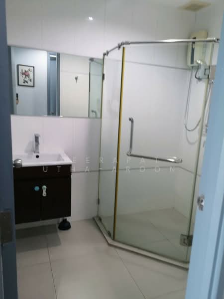 Thru Thonglor, กรุงเทพ, ถนนเพชรบุรีตัดใหม่ แขวงบางกะปิ เขตห้วยขวาง กรุงเทพมหานคร, บางกะปิ, ห้วยขวาง, กรุงเทพ, 66 ตร.ม., คอนโด ให้เช่า, โดย Teerapat Utha-aroon, 500250082 - DDproperty.com