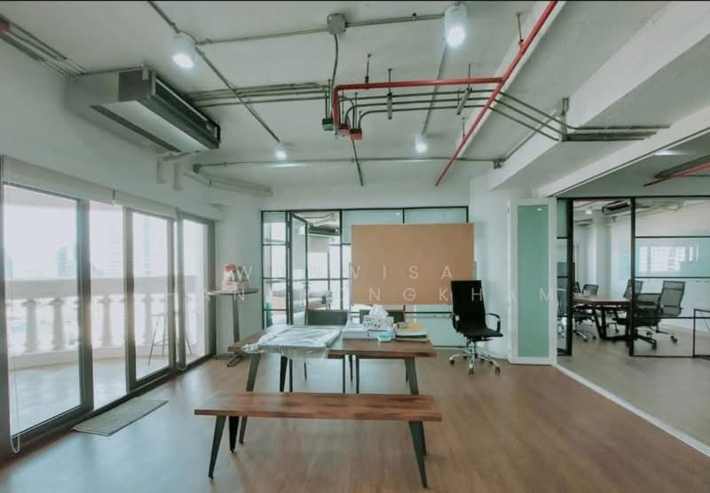 State Tower : อาคารสเตททาวเวอร์, กรุงเทพ, 1055 ถนนสีลม, สีลม, บางรัก, กรุงเทพ, 130 ตร.ม., คอนโด ขาย, โดย Wanwisa Khanthongkham, 500250094 - DDproperty.com