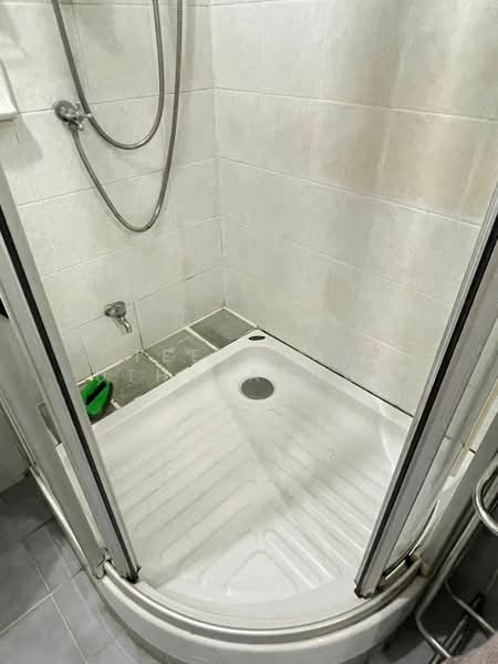 First Tower, Bangkok, 154 Sukhumvit Road, Khlongtoei Nua, Watthana, Bangkok, 1 Bedroom, 70 sqm, Condo For Sale, by Teerapat Utha-aroon, 500250096 - DDproperty.com