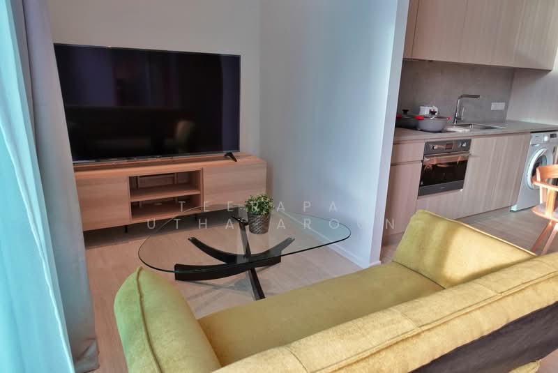 The Lofts Silom, Bangkok, Pramuan Road, Silom, Bang Rak, Bangkok, 2 Bedrooms, 73 sqm, Condo For Rent, by Teerapat Utha-aroon, 500250135 - DDproperty.com