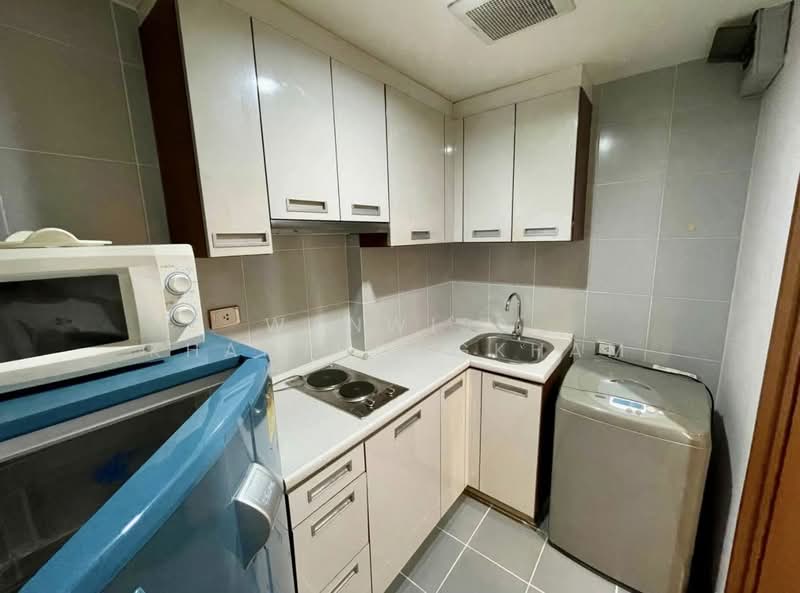 Silom City Resort, Bangkok, 25 Phiphat 2, Silom, Bang Rak, Bangkok, 1 Bedroom, 44 sqm, Condo For Rent, by Wanwisa Khanthongkham, 500250148 - DDproperty.com