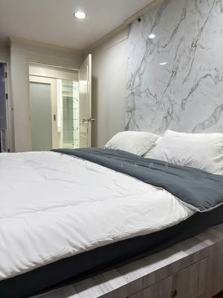 Witthayu Complex, Bangkok, 1673 New Petchaburi Road, Makkasan, Ratchathewi, Bangkok, 3 Bedrooms, 135 sqm, Condo For Rent, by Sarika Saengkam, 500250156 - DDproperty.com