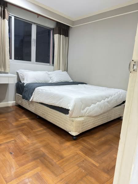Witthayu Complex, Bangkok, 1673 New Petchaburi Road, Makkasan, Ratchathewi, Bangkok, 3 Bedrooms, 135 sqm, Condo For Rent, by Sarika Saengkam, 500250156 - DDproperty.com
