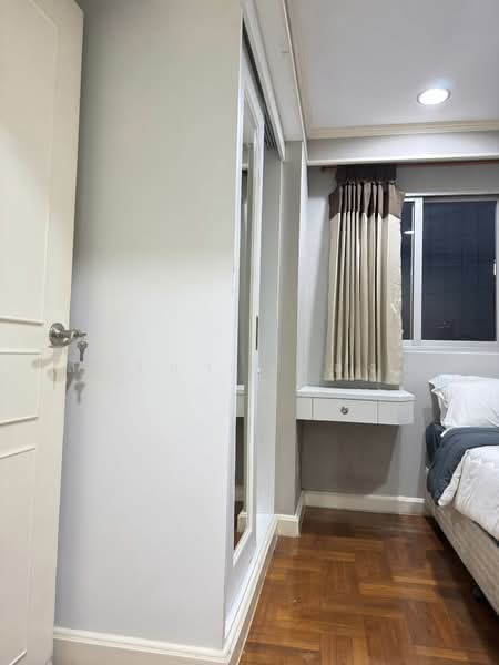 Witthayu Complex, Bangkok, 1673 New Petchaburi Road, Makkasan, Ratchathewi, Bangkok, 3 Bedrooms, 135 sqm, Condo For Rent, by Sarika Saengkam, 500250156 - DDproperty.com