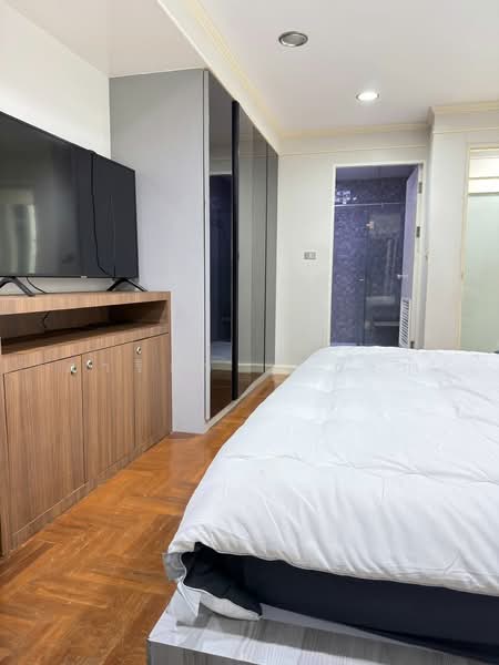 Witthayu Complex, Bangkok, 1673 New Petchaburi Road, Makkasan, Ratchathewi, Bangkok, 3 Bedrooms, 135 sqm, Condo For Rent, by Sarika Saengkam, 500250156 - DDproperty.com