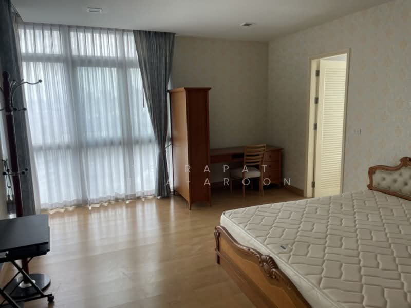 Nusasiri Grand, Bangkok, Soi Sukhumvit 42, Phra Kanong, Khlong Toei, Bangkok, 3 Bedrooms, 156 sqm, Condo For Rent, by Teerapat Utha-aroon, 500250172 - DDproperty.com