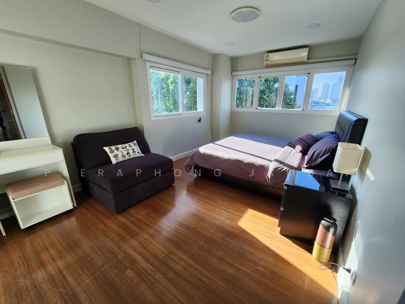 Thonglor Tower, Bangkok, Soi Thonglor, Sukhumvit 55 Road, Khlongtoei Nua, Watthana, Bangkok, 3 Bedrooms, 98 sqm, Condo For Rent, by Peeraphong Jamsai, 500250253 - DDproperty.com