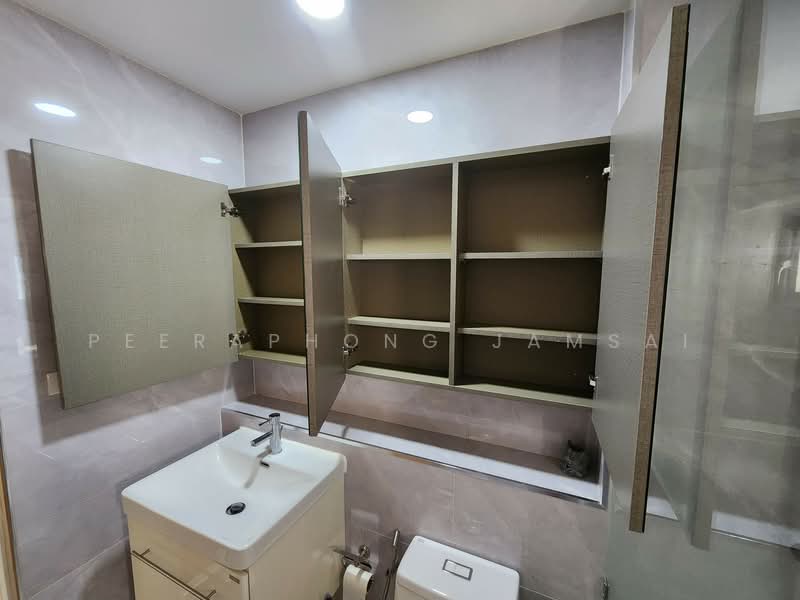 Thonglor Tower, Bangkok, Soi Thonglor, Sukhumvit 55 Road, Khlongtoei Nua, Watthana, Bangkok, 3 Bedrooms, 98 sqm, Condo For Rent, by Peeraphong Jamsai, 500250253 - DDproperty.com